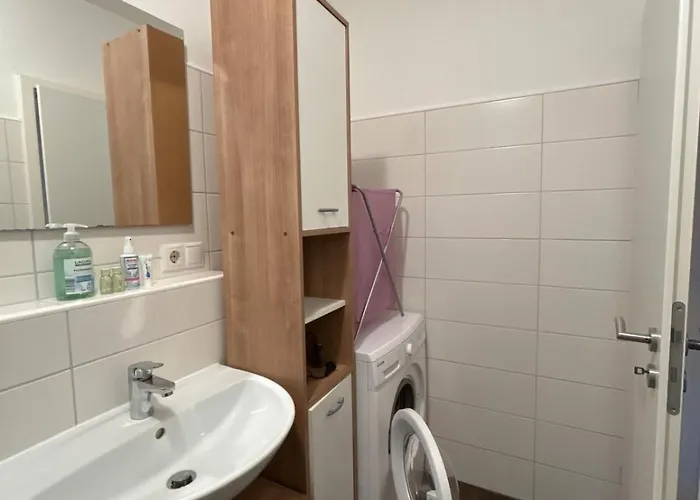 Naehe Universitaet كوبلنس