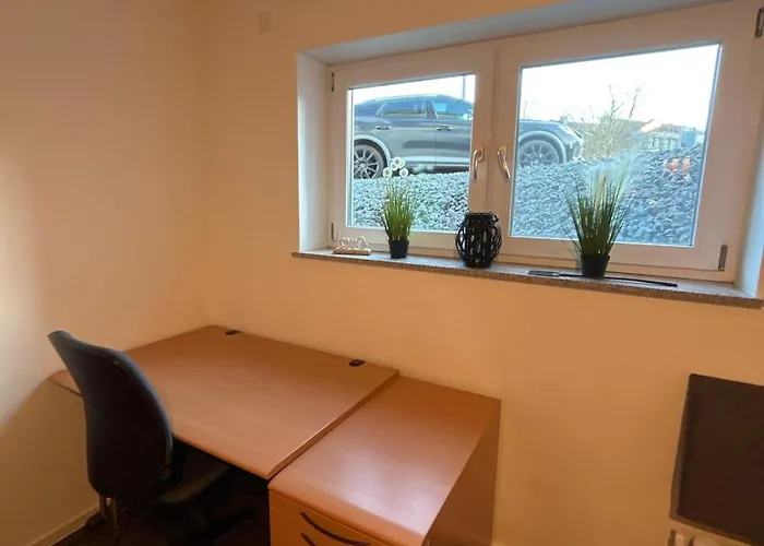 Naehe Universitaet كوبلنس